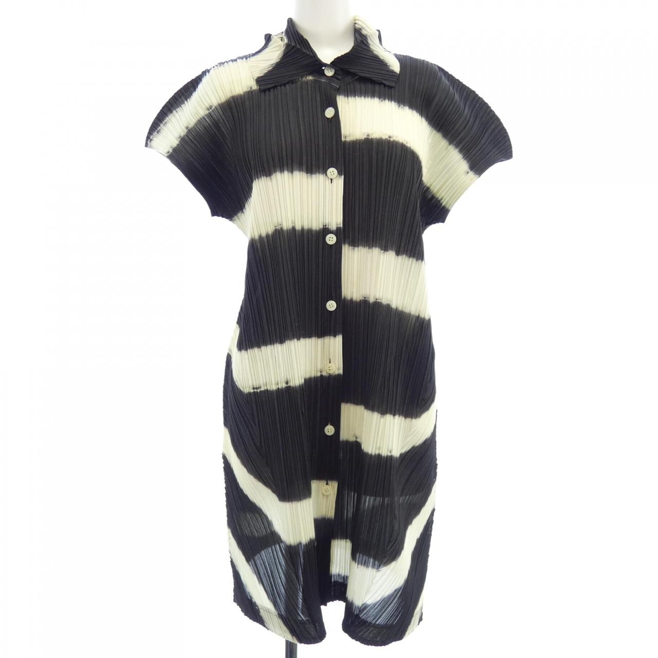 プリーツプリーズ PLEATS PLEASE 2015 ボーダー PP51-JT686 7570042 S／Sシャツ