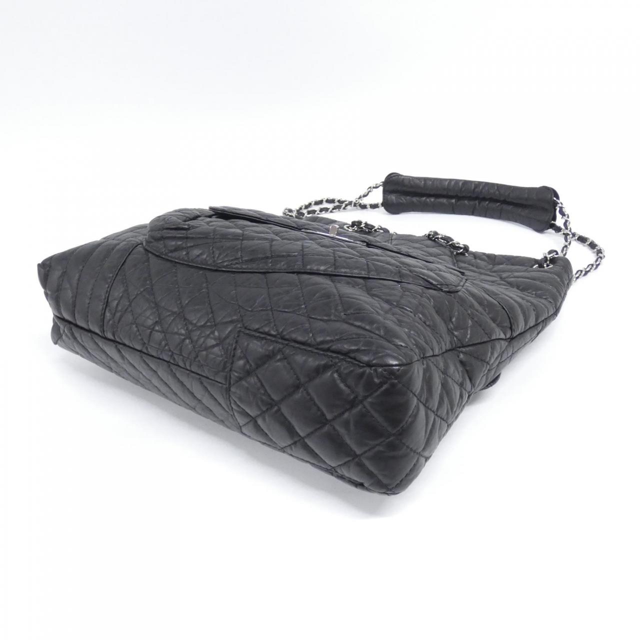 シャネル ショルダーバッグ