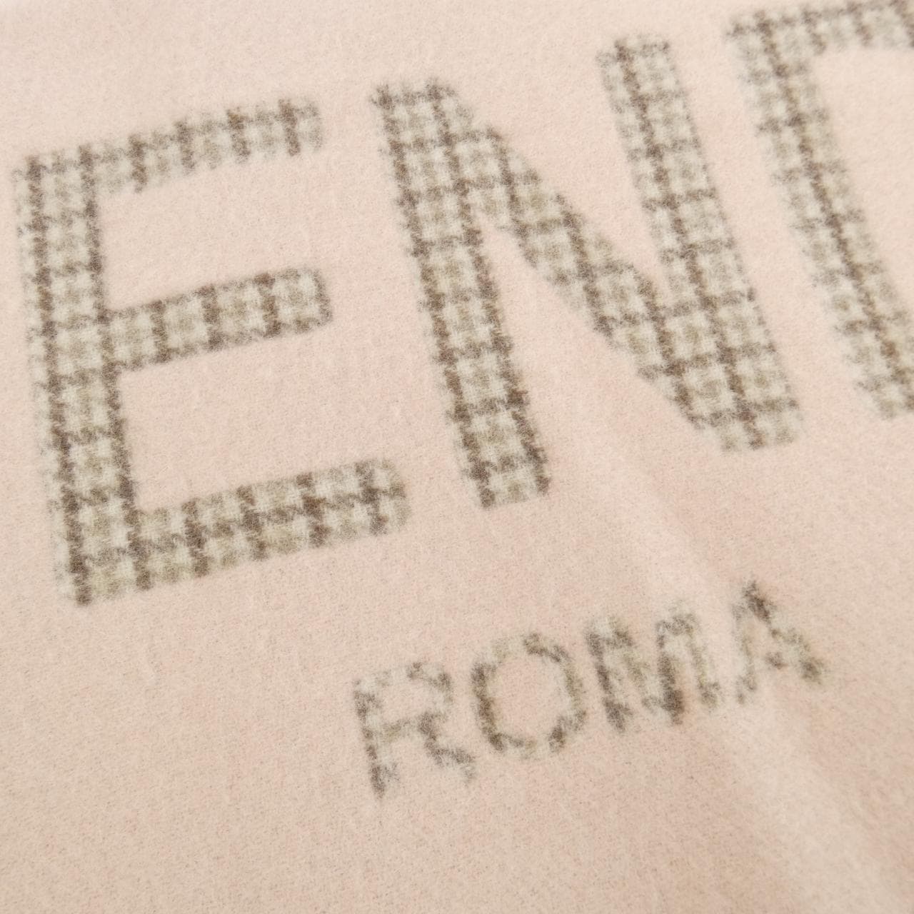 フェンディ FENDI FXT334 AHR1 TU MUFFLER