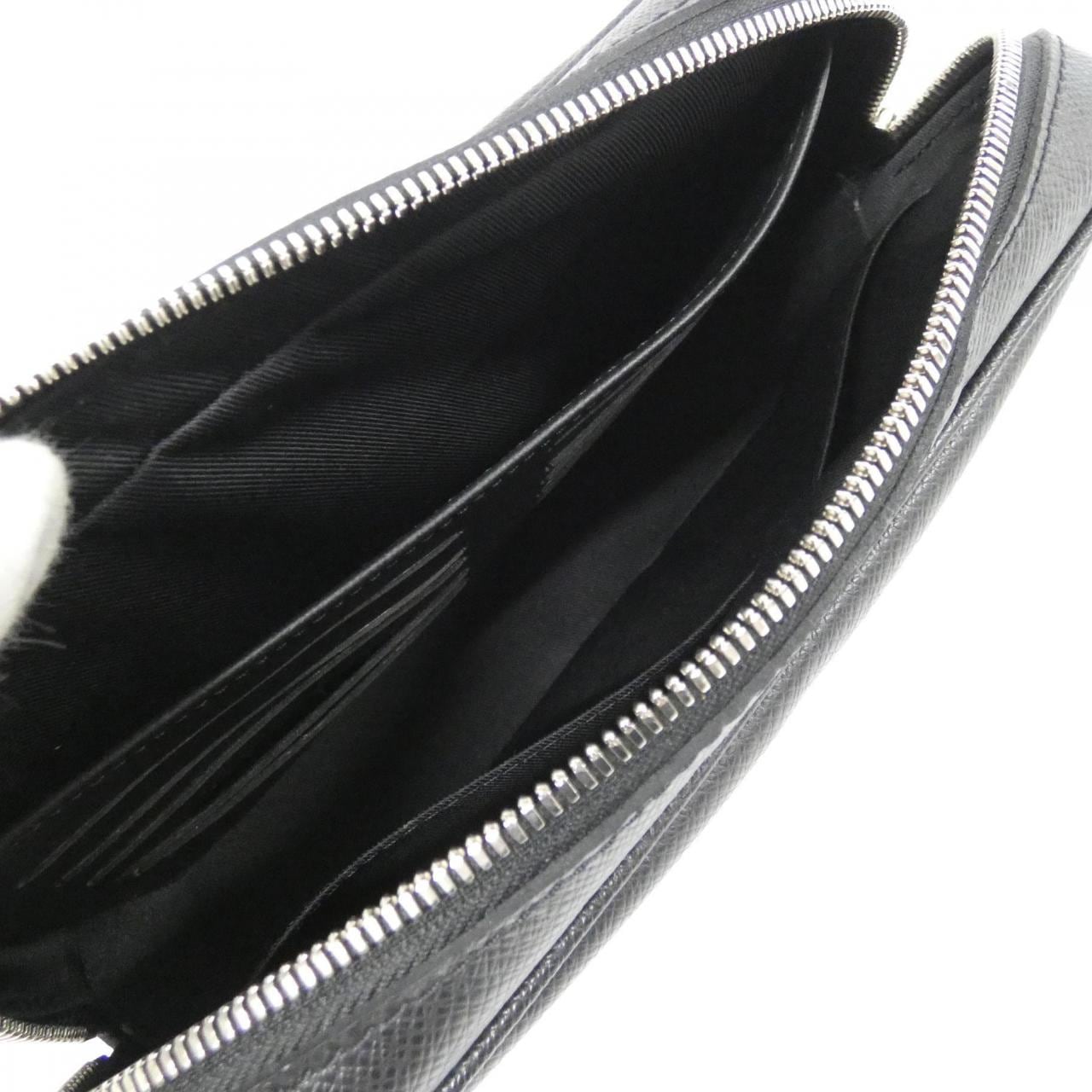 ルイヴィトン タイガ ポシェット カサイ M30441 セカンドバッグ