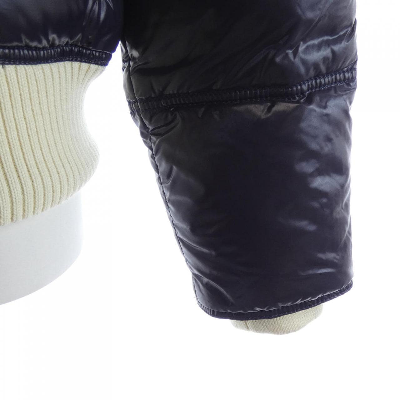 モンクレール MONCLER 40316/60 LEON ダウンジャケット