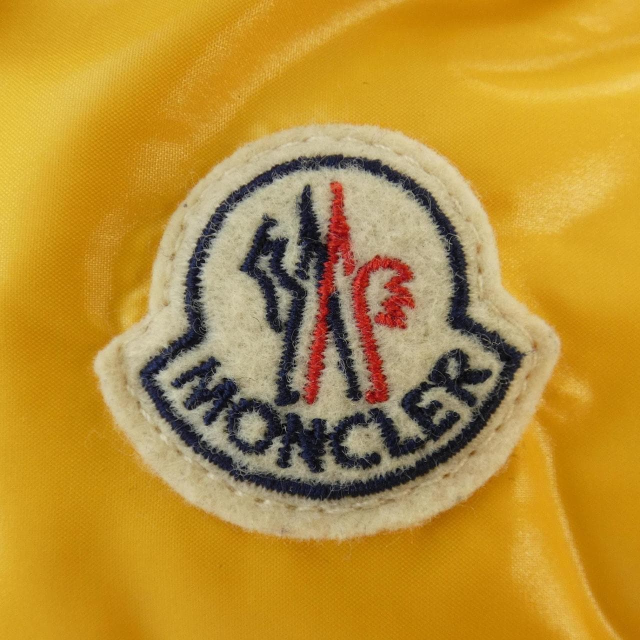 モンクレール MONCLER ダウンジャケット