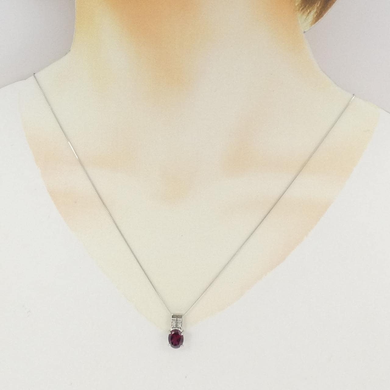 PT1000/PT850 ガーネット ネックレス 2.32CT
