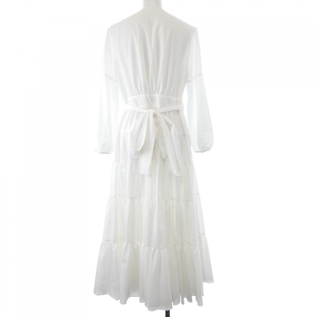 ジェンヌ JENNE ワンピース