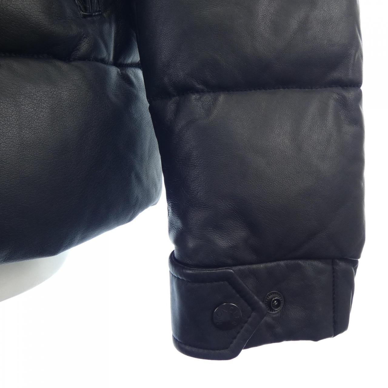 モンクレール MONCLER ダウンジャケット