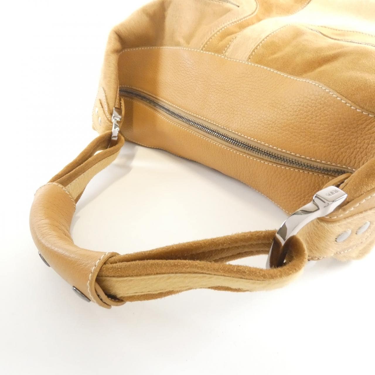 トッズ ショルダーバッグ