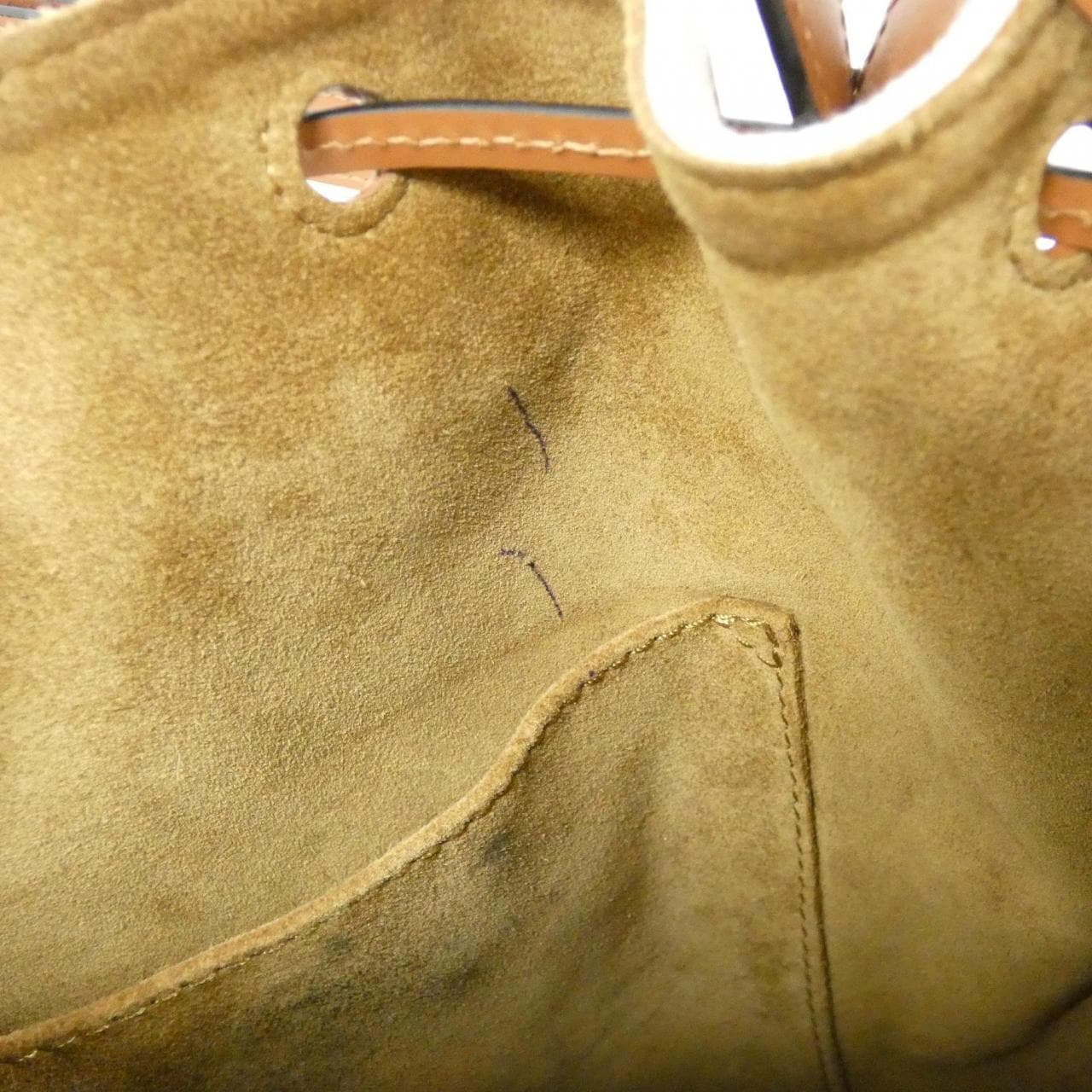 ロエベ BALLOON SMALL A710C31X66 ショルダーバッグ