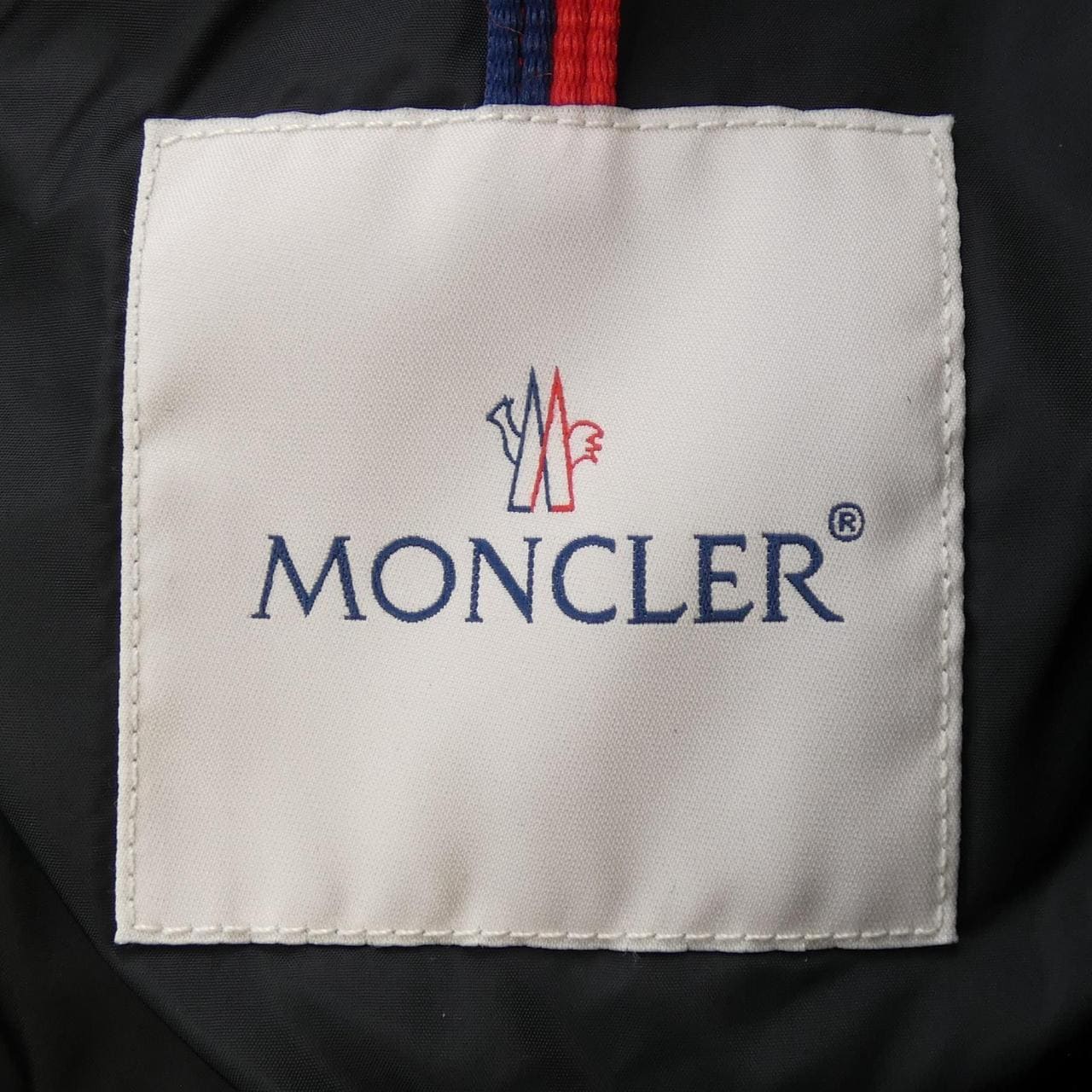 モンクレール MONCLER ダウンジャケット