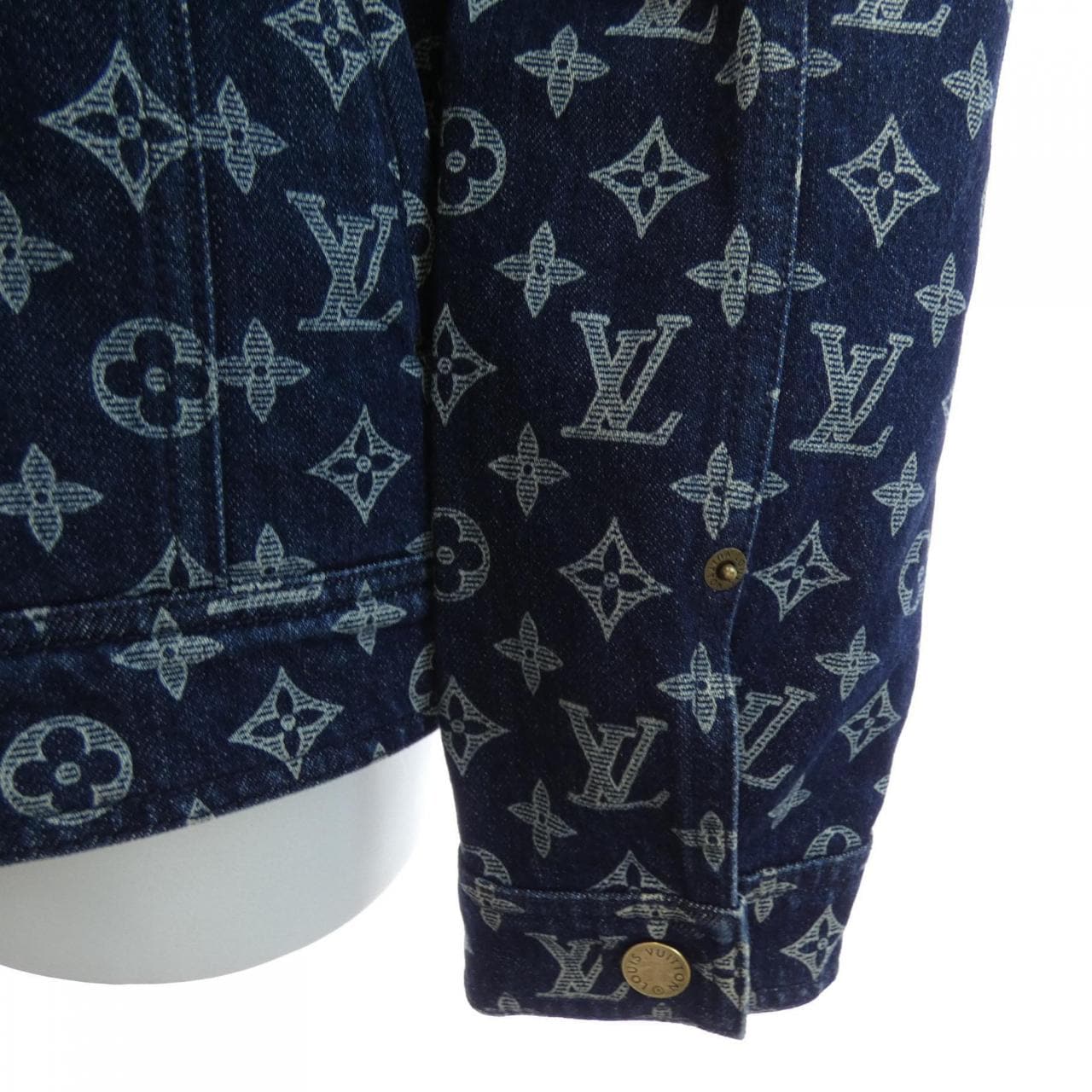 ルイヴィトン LOUIS VUITTON HFA01WGUO デニムジャケット