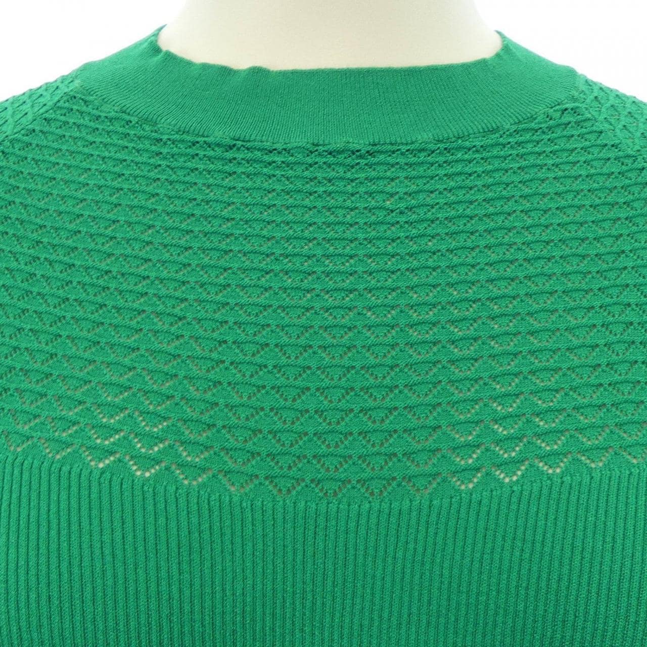 ティアラ TIARA ニット