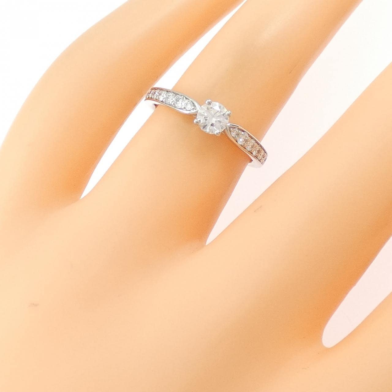 ティファニー ハーモニー リング 0.24CT E VVS1 3EXT