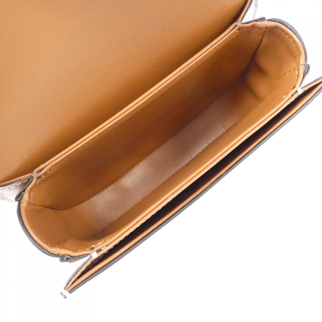 [新品] CELINE Mini Busas Claire 10K502FA3 包
