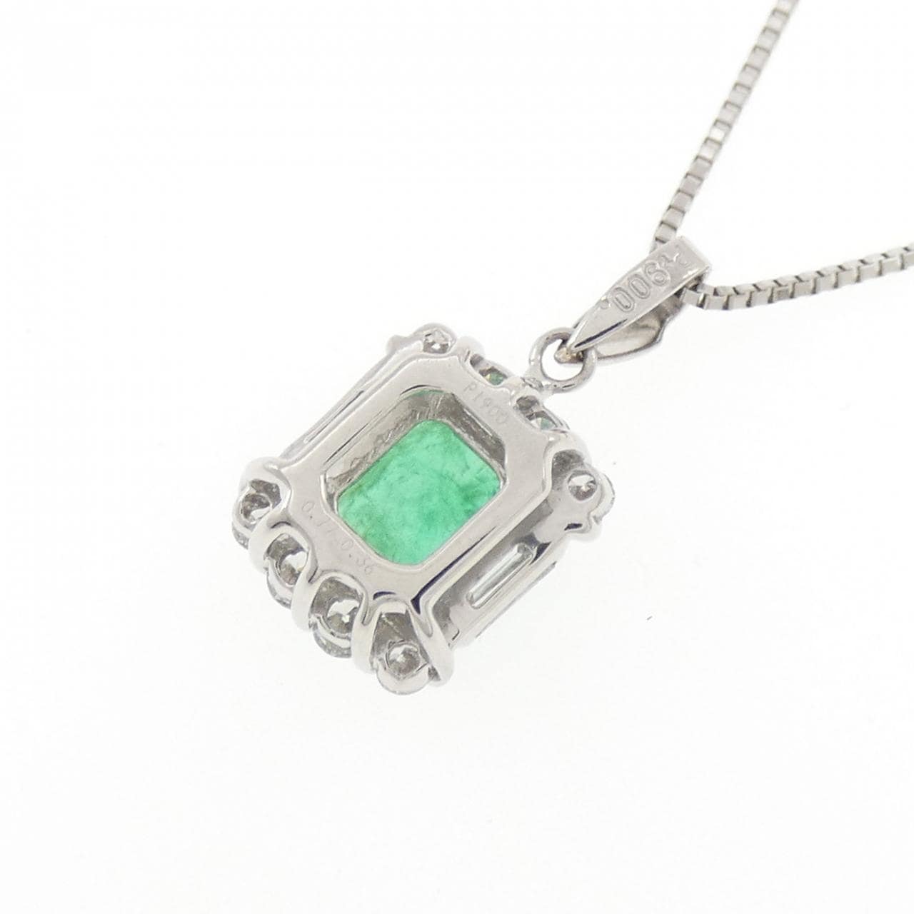 PT900/PT850 エメラルド ネックレス 0.77CT