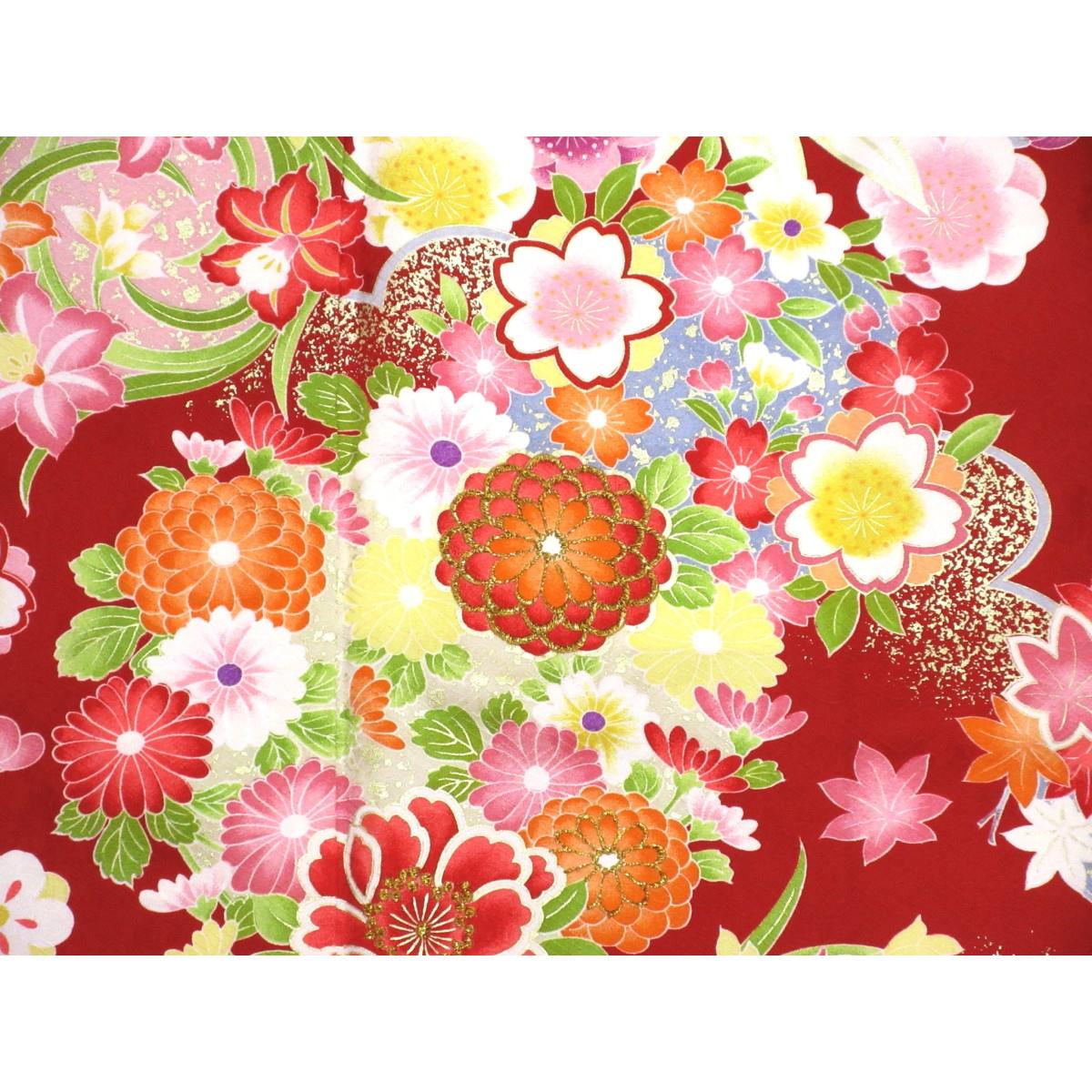 振袖　友禅金彩加工　刺繍入り