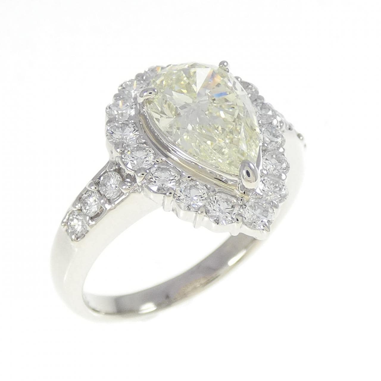 PT900 ダイヤモンド リング 2.005CT VLY SI1 ペアシェイプ