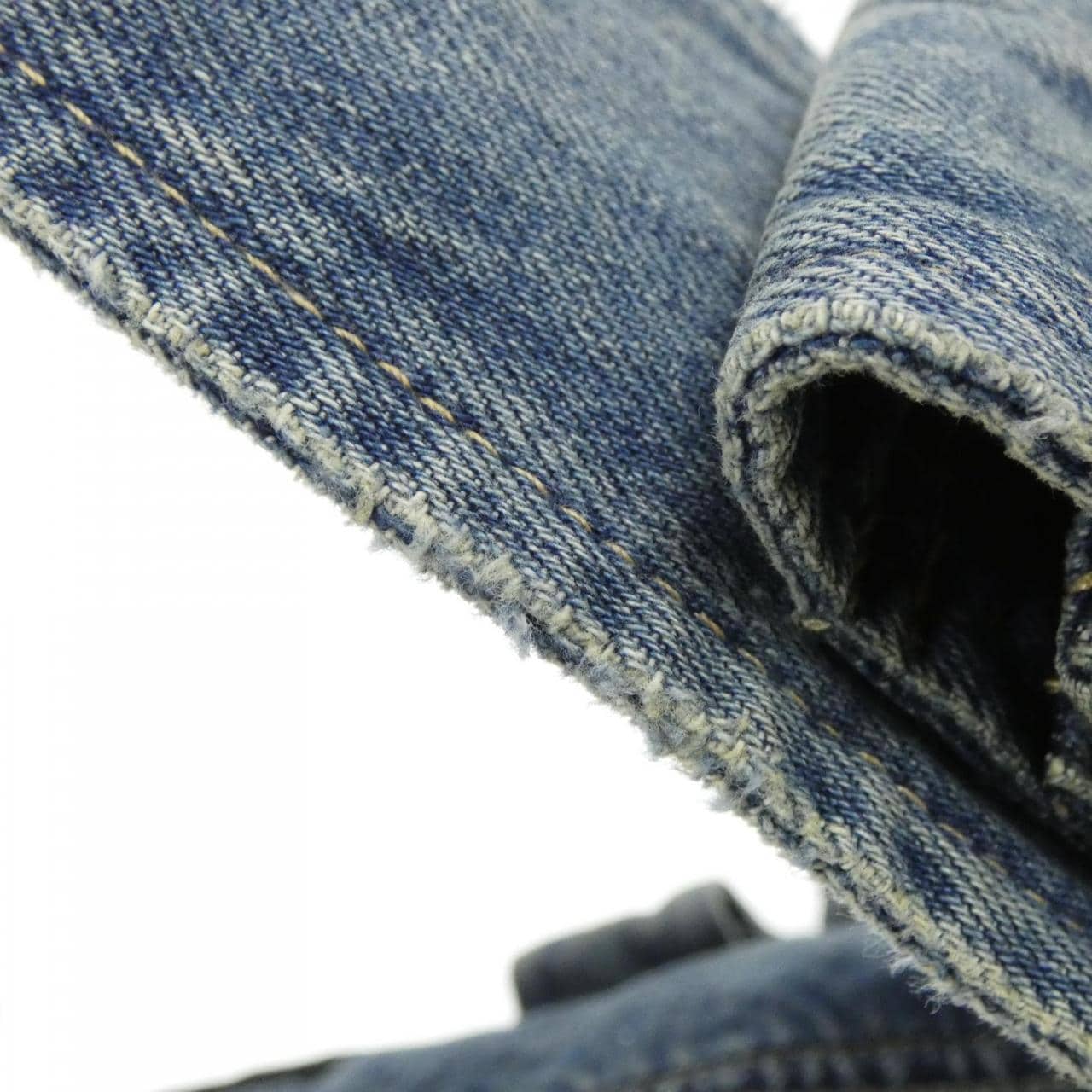 バレンシアガ SUPERBUSY SMALL 702167 2AA24 ショルダーバッグ