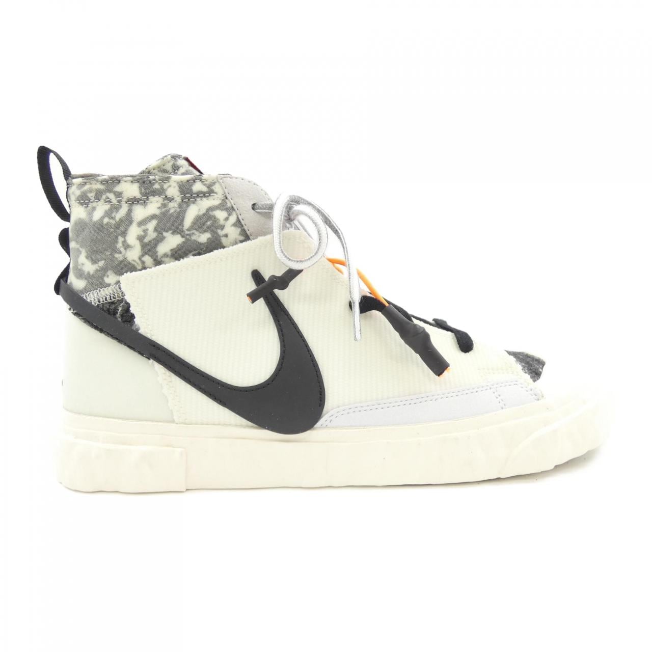 ナイキ NIKE CZ3589-100 スニーカー