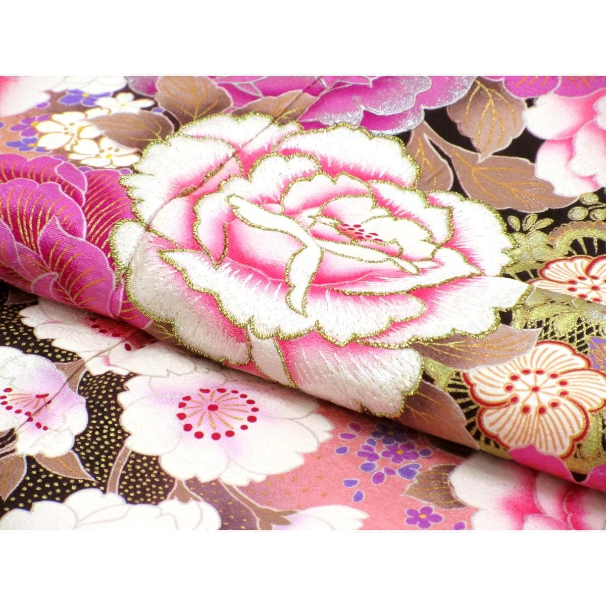 振袖　友禅金彩加工　刺繍入りボカシ染　ラインストーン入