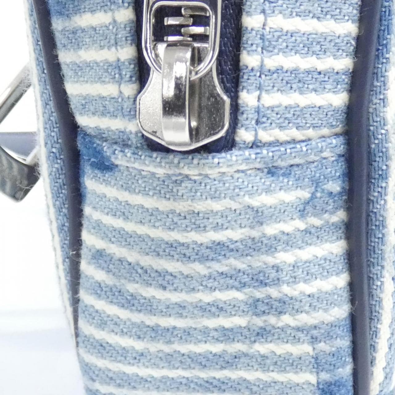 ルイヴィトン ウォーターカラー モノグラム アウトドア ポシェット M80462 ショルダーバッグ