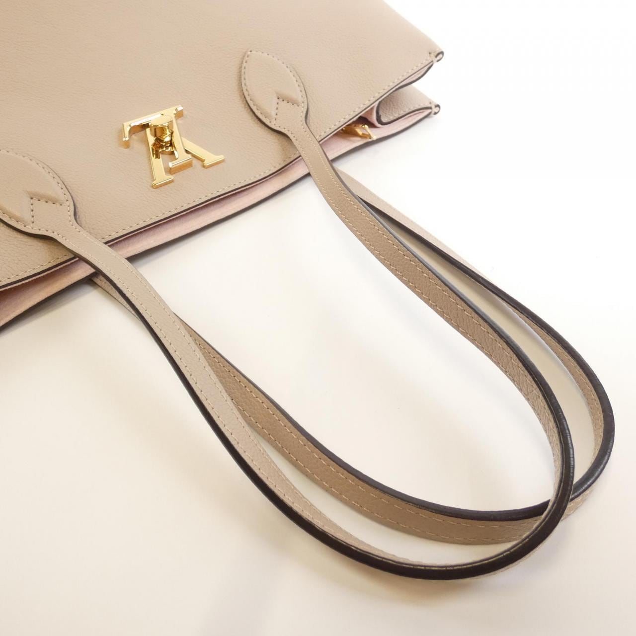 LOUIS VUITTON Lockme Shopper M57346 Bag