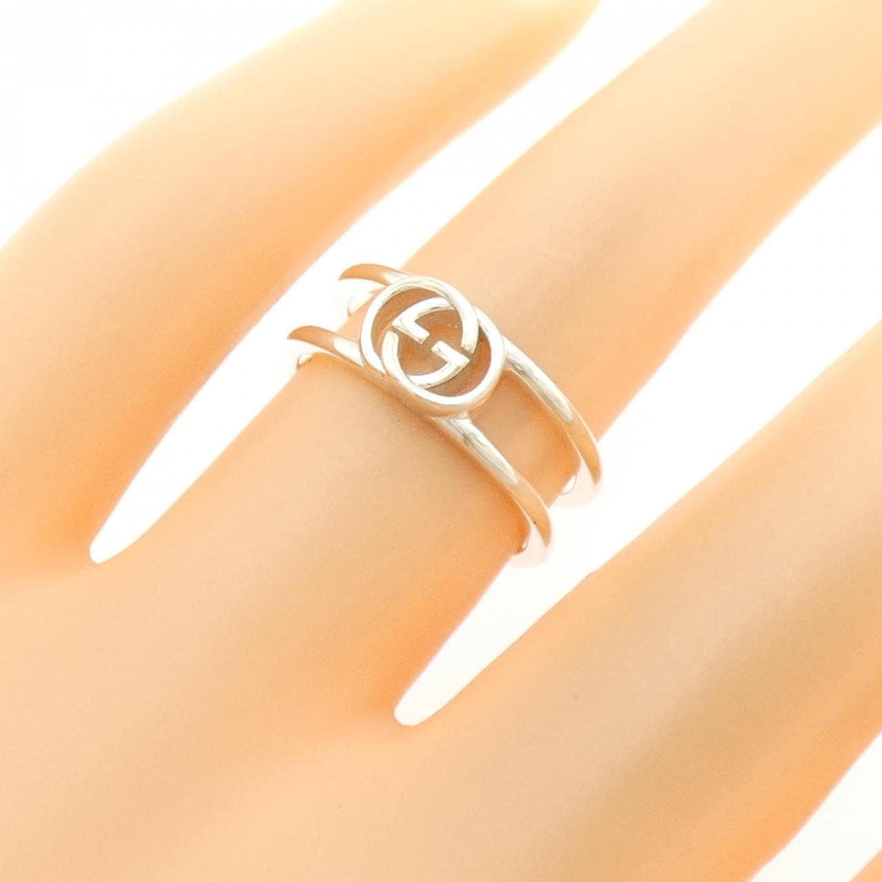 gucci interlocking g open ring