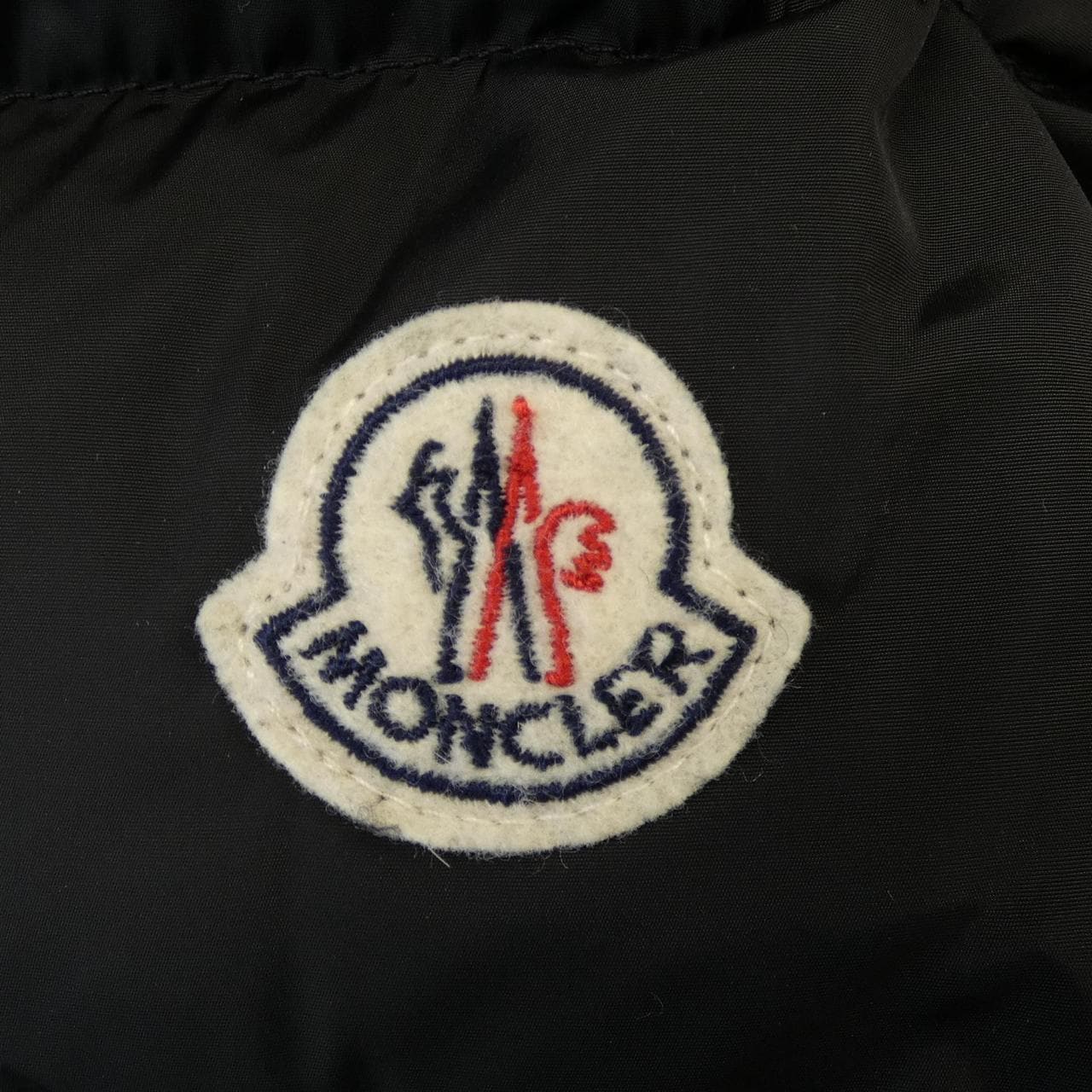 モンクレール MONCLER BETULA ダウンジャケット