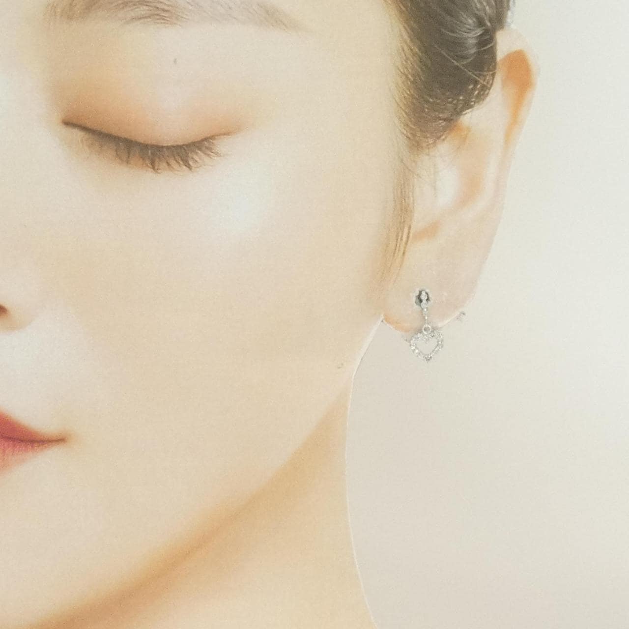 K18WG ハート ダイヤモンド ピアス 0.22CT