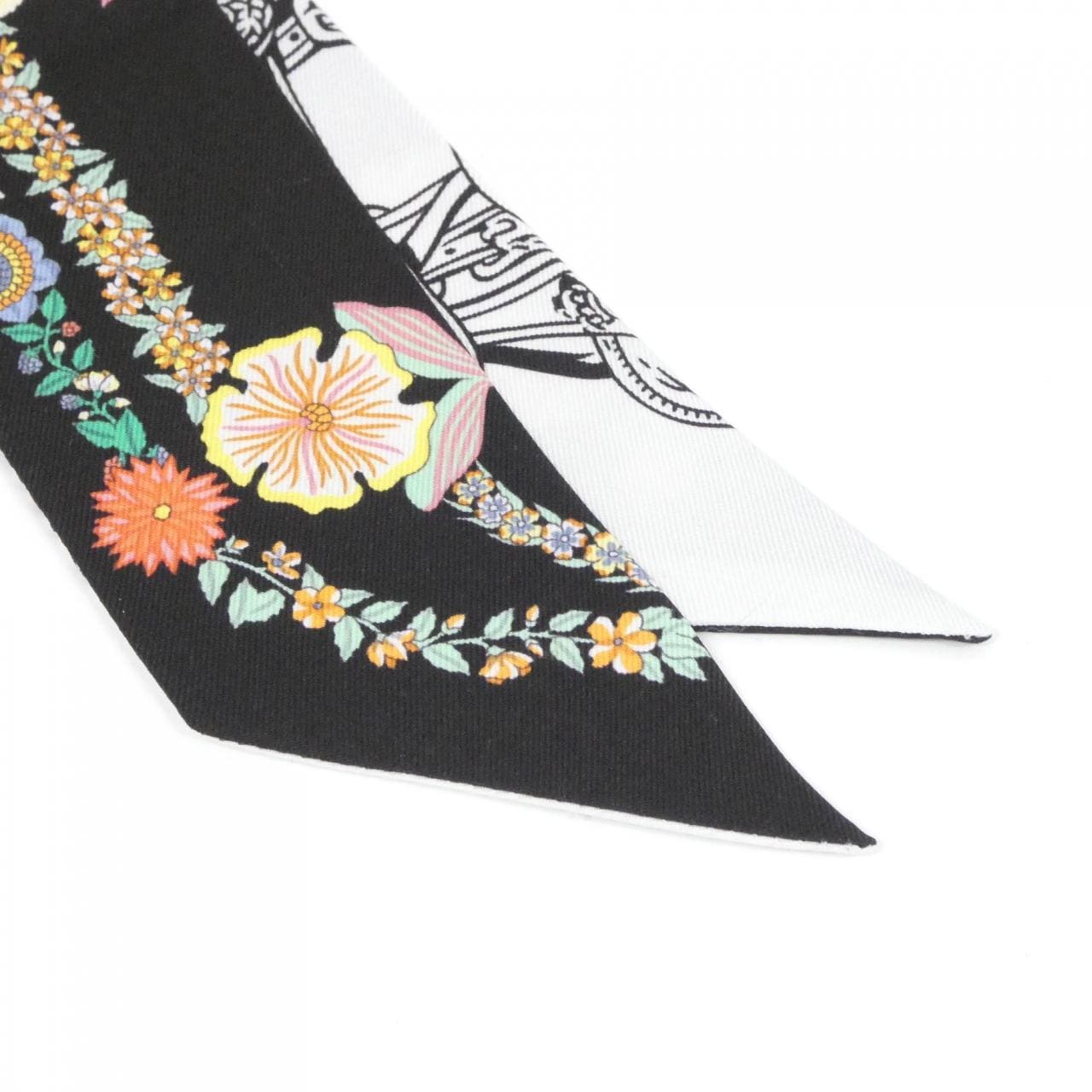 エルメス BRIDES DE GALA EN FLEURS ツイリー 064220S スカーフ