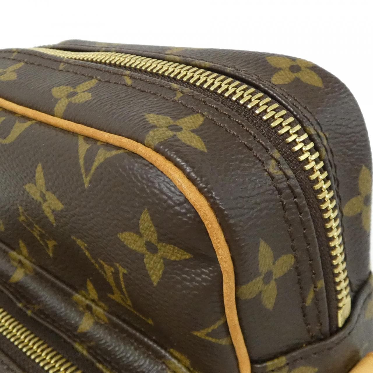 ルイヴィトン モノグラム アマゾン M45236 ショルダーバッグ