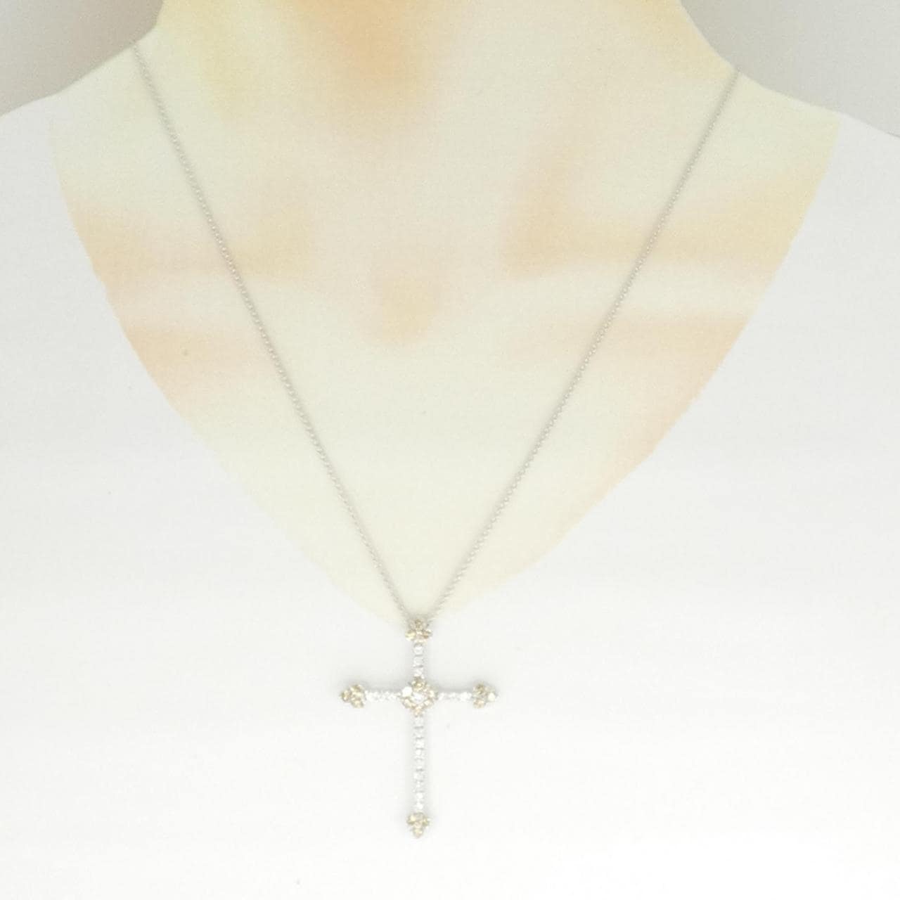 750WG/750PG クロス ダイヤモンド ネックレス