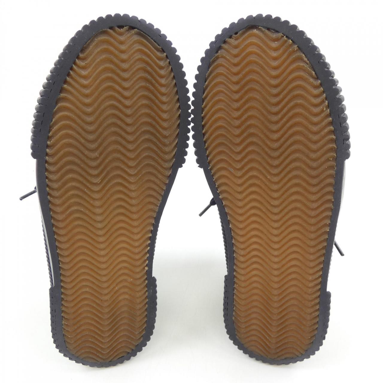 ロエベ LOEWE スニーカー