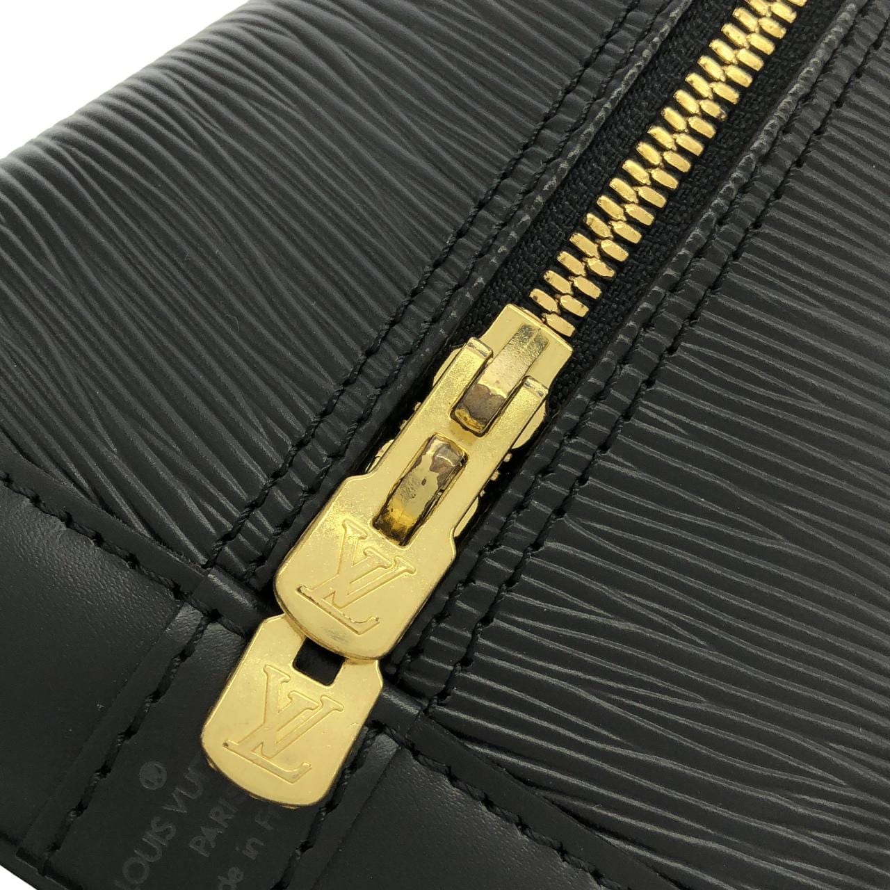 【ヴィンテージ】ルイヴィトン エピ アルマ PM M52142 バッグ