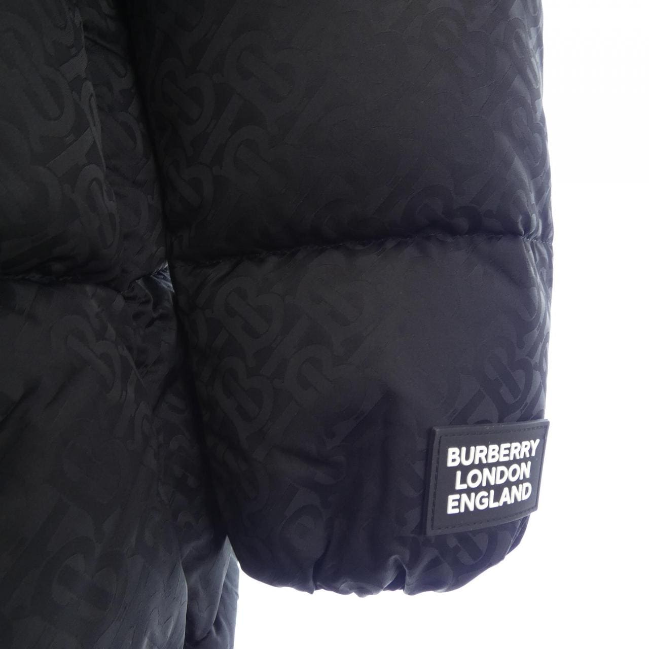 バーバリー BURBERRY 80196481 ダウンジャケット