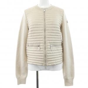 モンクレール MONCLER 10939B00006 ダウンジャケット