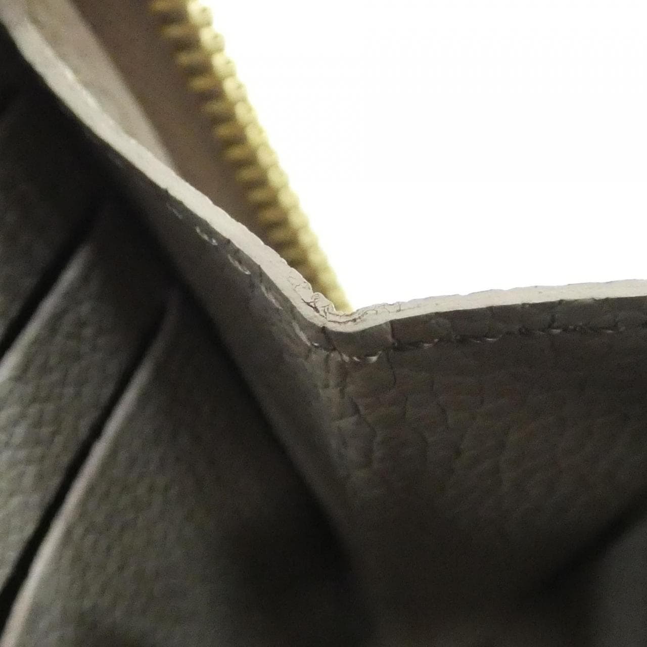 ルイヴィトン モノグラム アンプラント ジッピー ウォレット M69034 財布