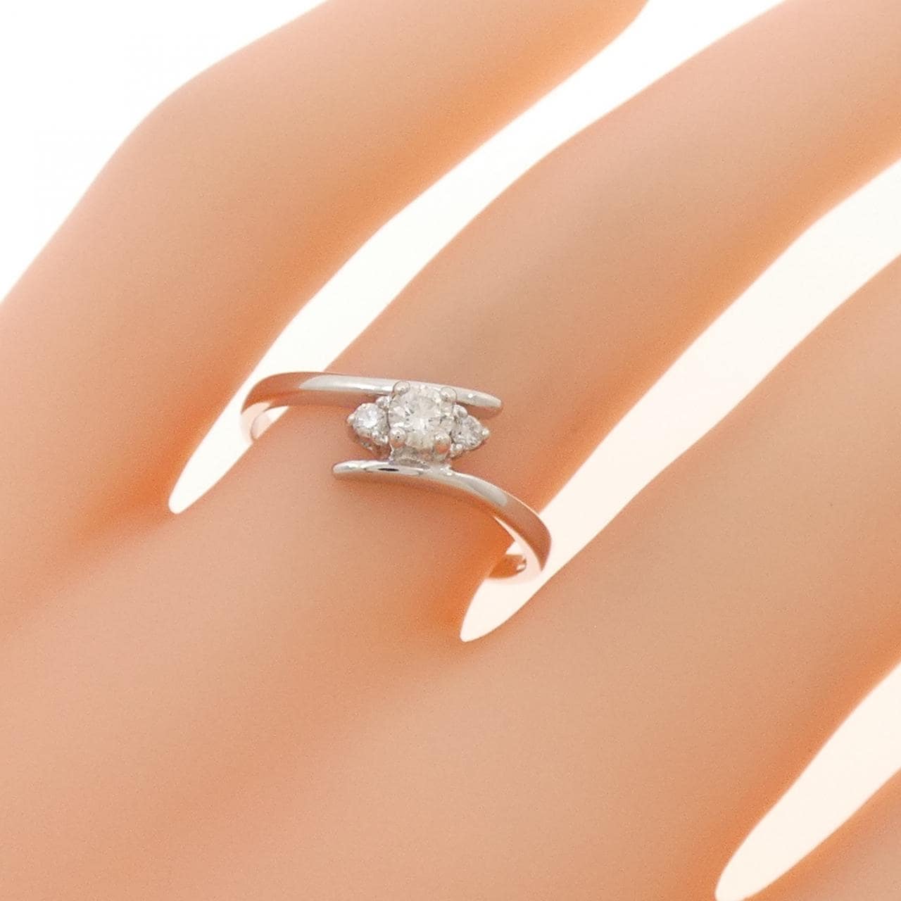 750WG ダイヤモンド リング 0.13CT