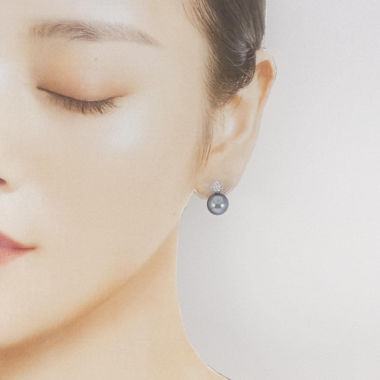 K18WG/K14WG 黒蝶パール ピアス 9.8mm