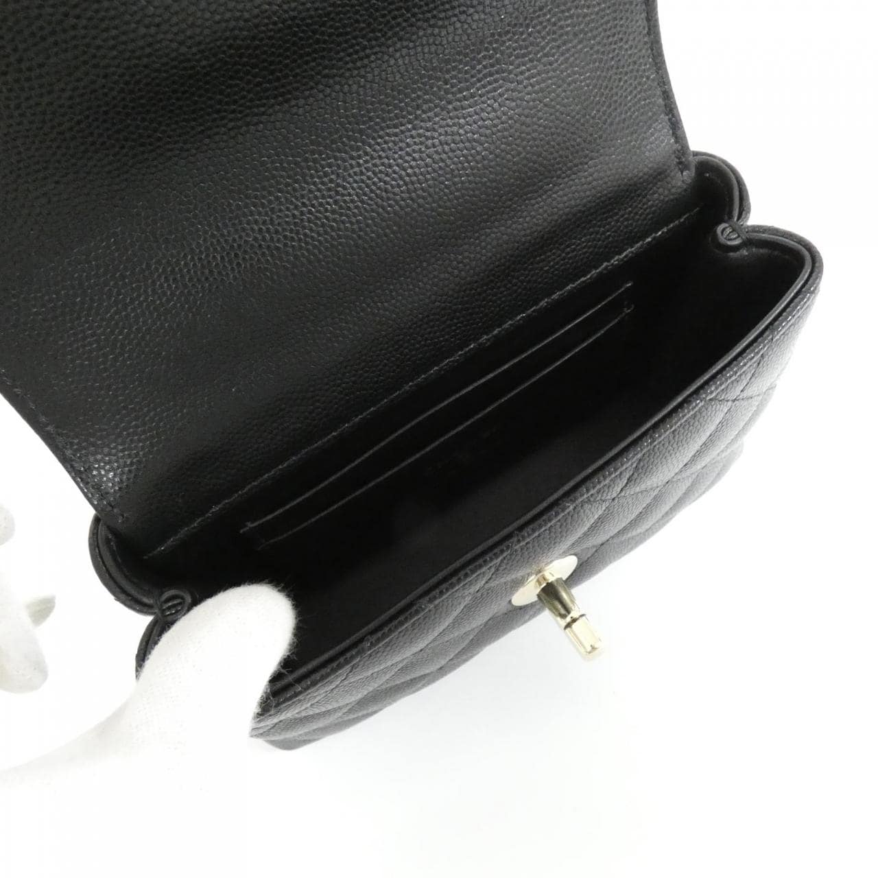 シャネル AP4244 チェーンクラッチ