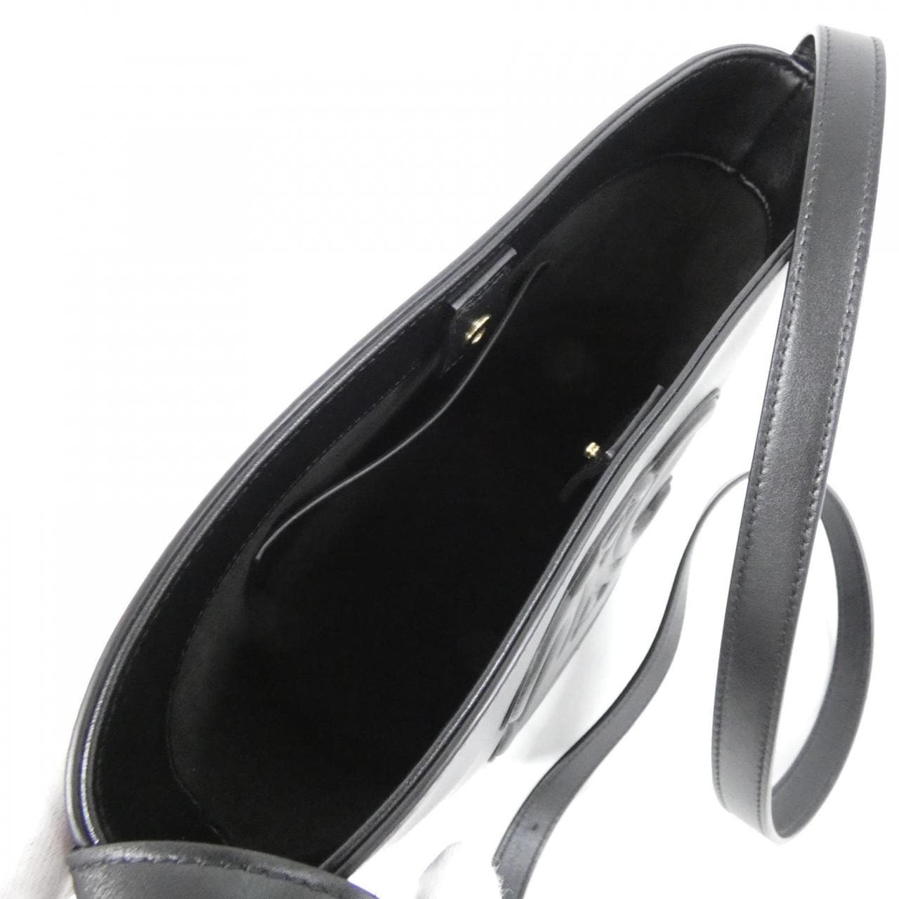 セリーヌ スモール バケット キュイル トリオンフ 113783DU3 ショルダーバッグ