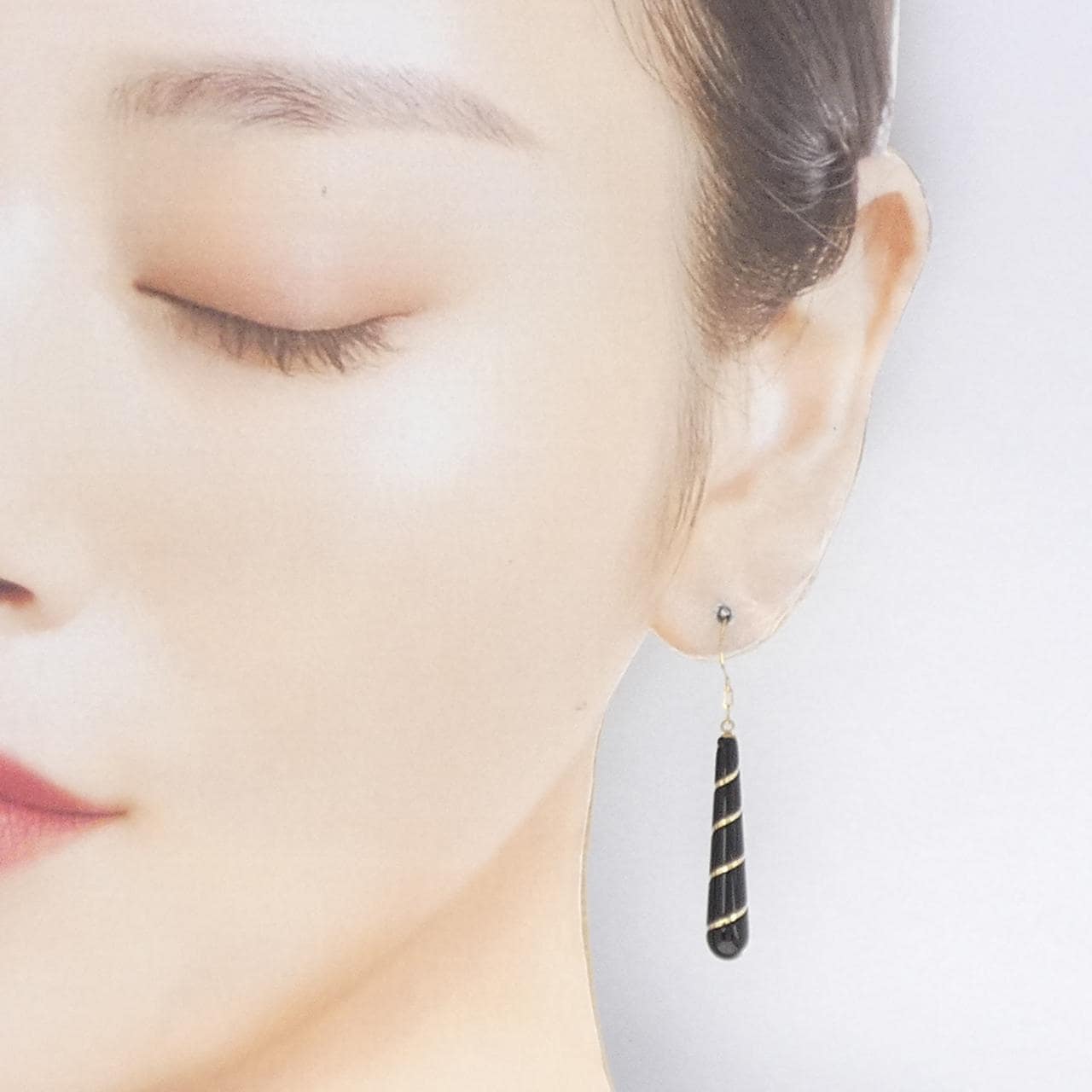 K18YG オニキス ピアス