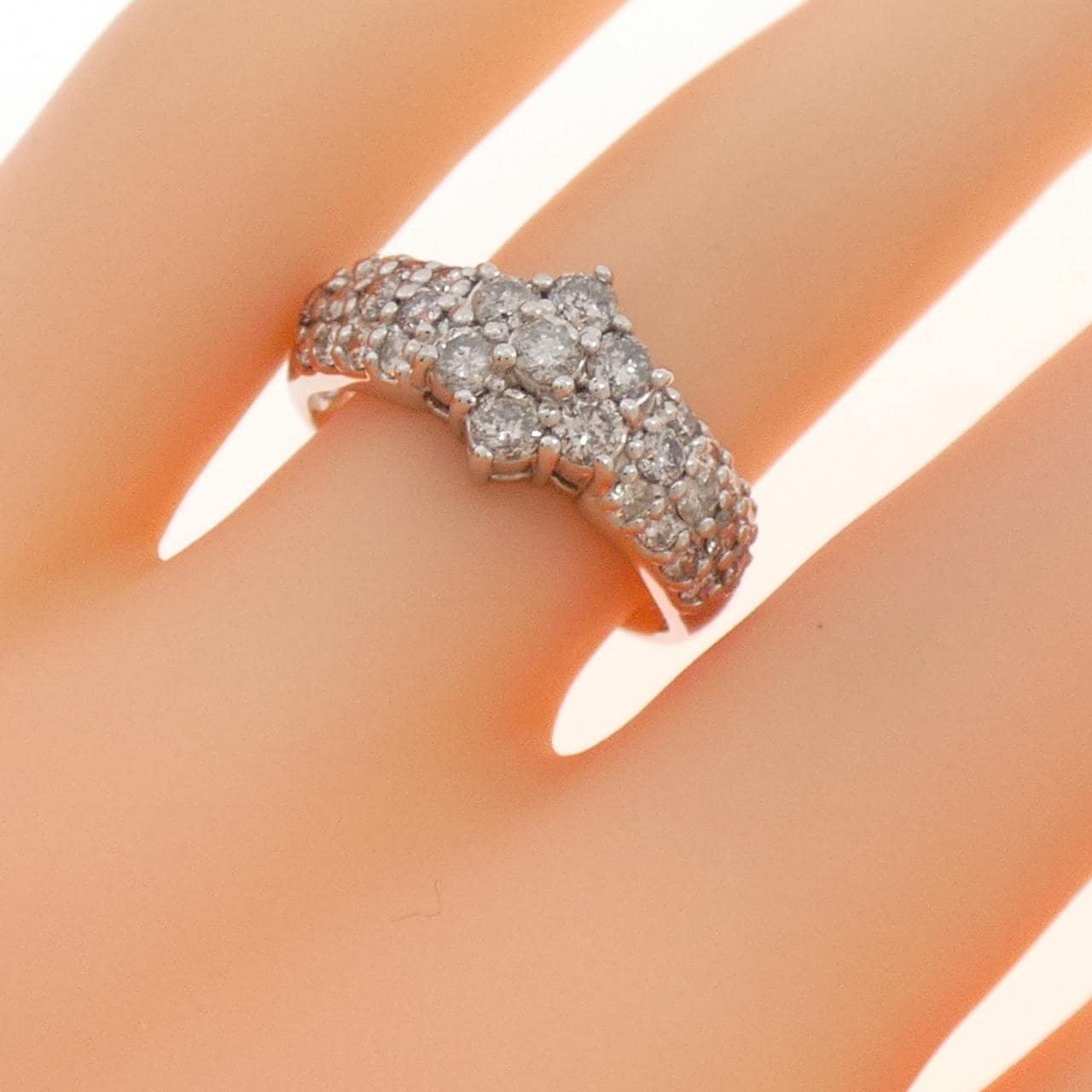 PT900鑽石戒指1.00克拉