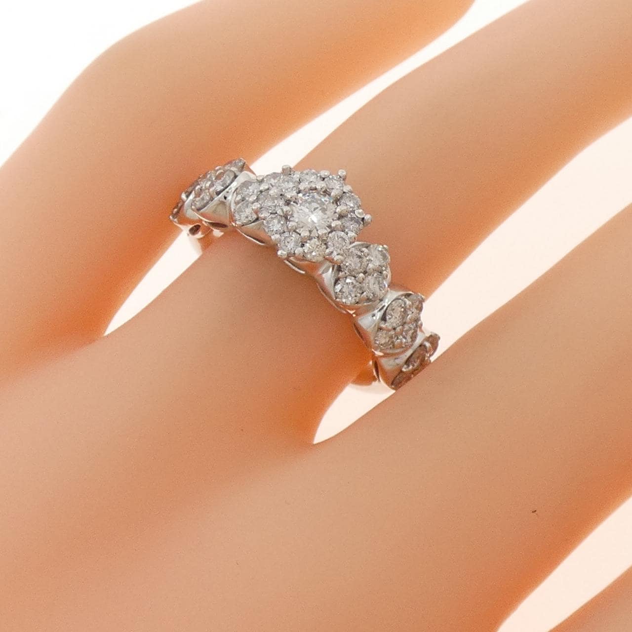 K18WG ダイヤモンド リング 1.00CT