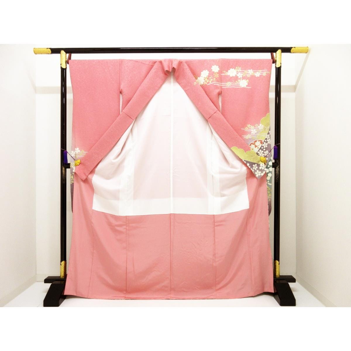 振袖　銀通しボカシ染　友禅金彩加工　絞り入