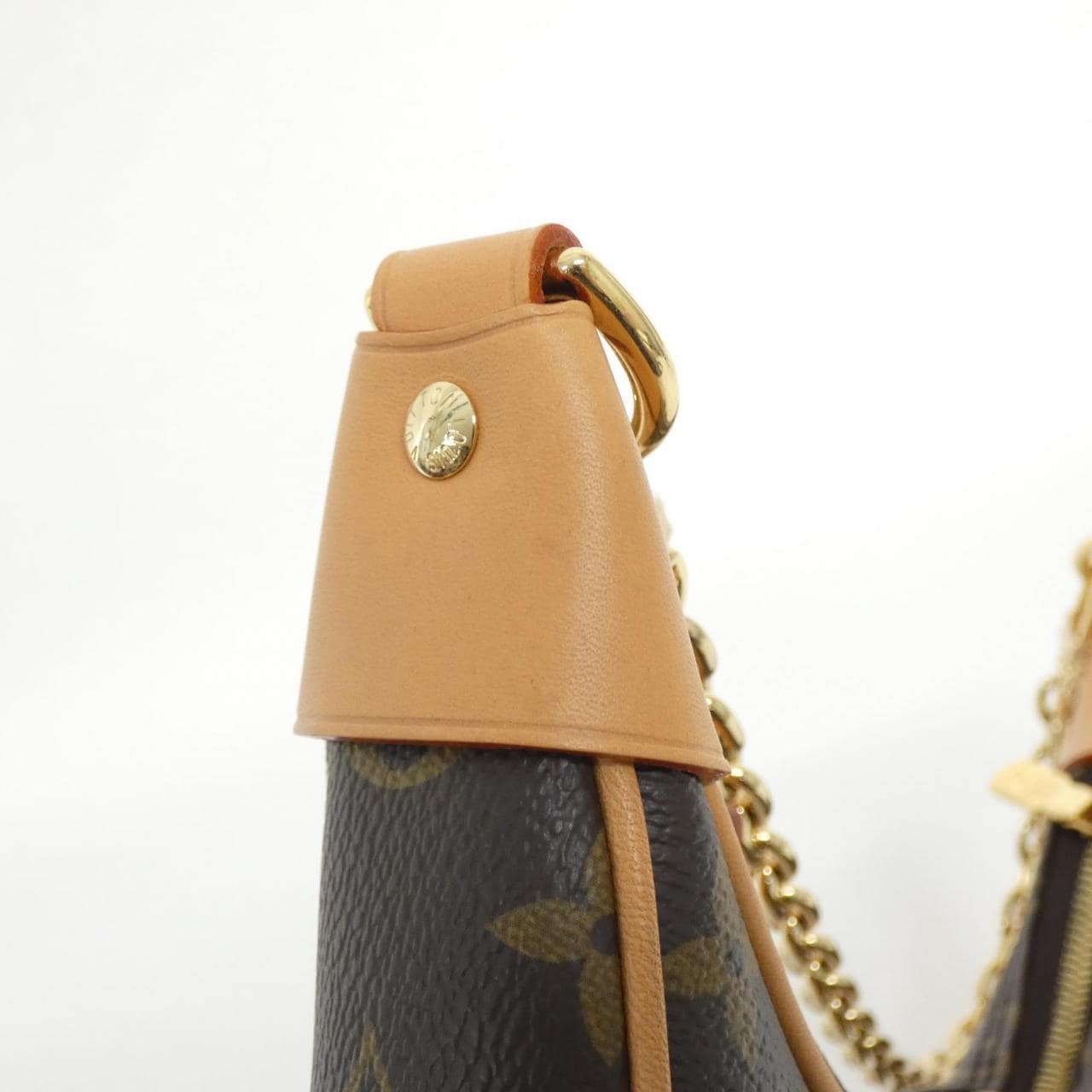 LOUIS VUITTON Monogram Loop M81098 Shoulder Bag