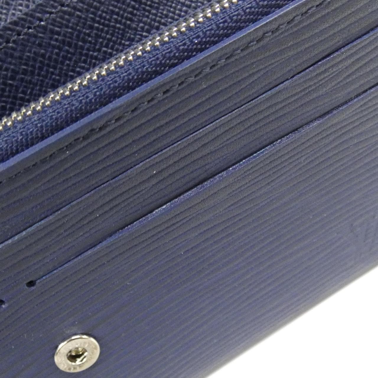 ルイヴィトン エピ ポルトフォイユ エミリー M60854 財布