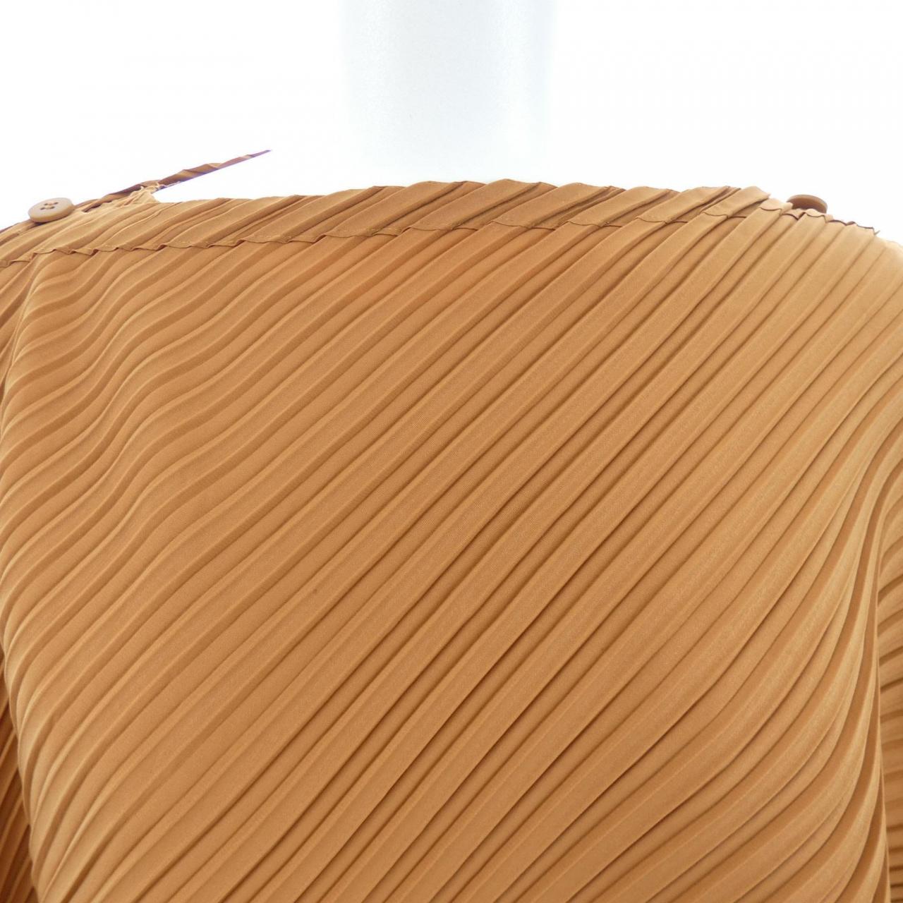 イッセイミヤケ ISSEY MIYAKE IM43-FJ107 トップス