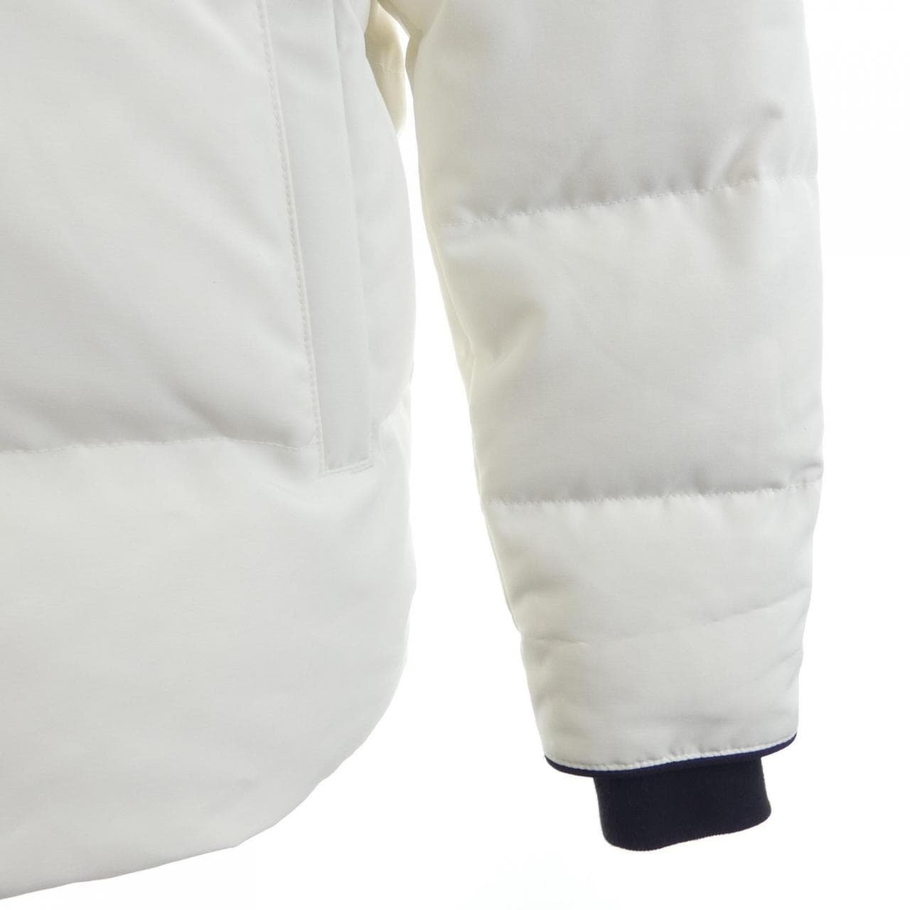 カナダグース CANADA GOOSE BLACK LABEL 2048MB WYNDHAM ウィンダム ダウンジャケット