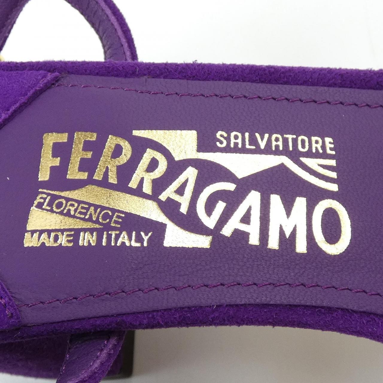 サルヴァトーレフェラガモ SALVATORE FERRAGAMO サンダル