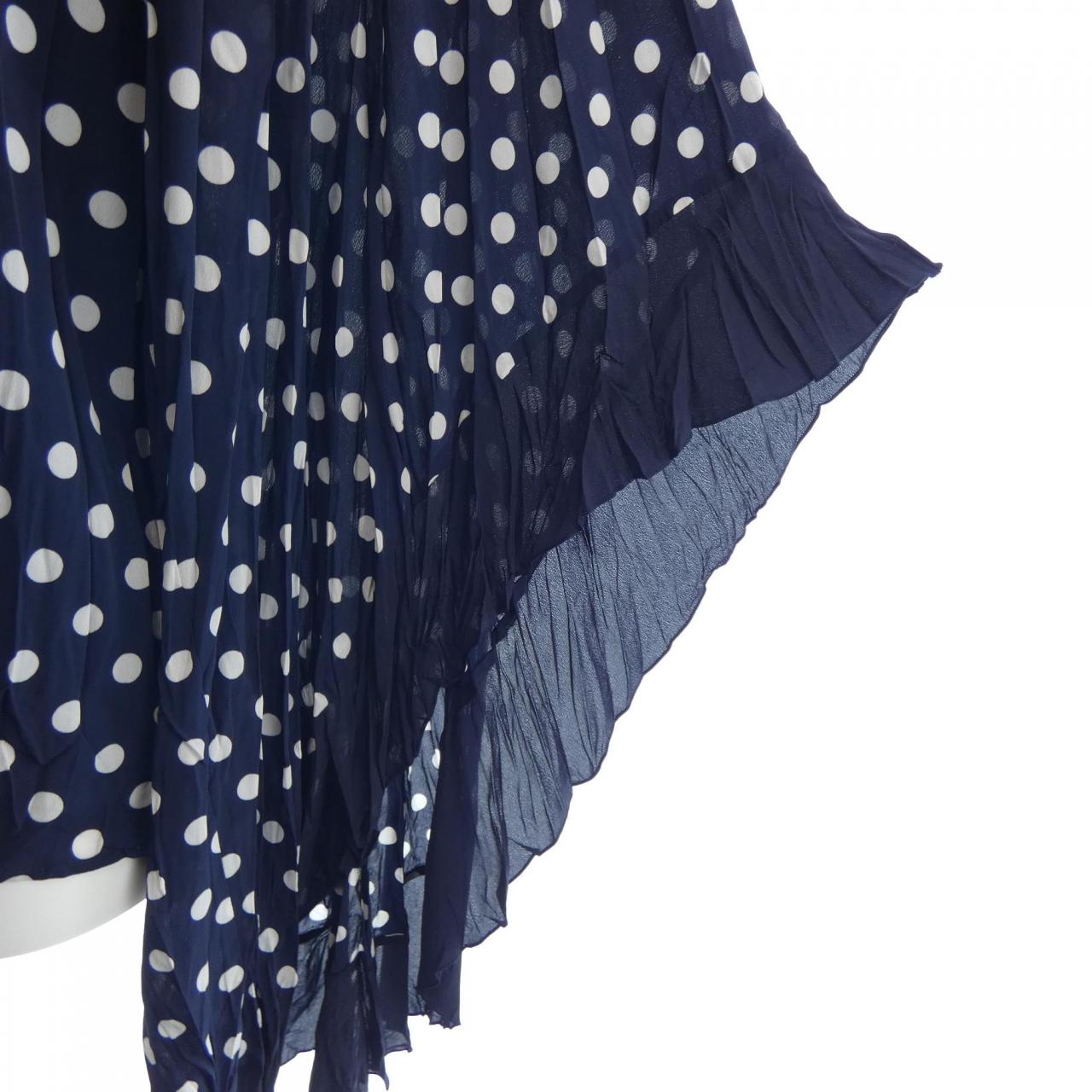 ザニューハウス THE NEWHOUSE トップス