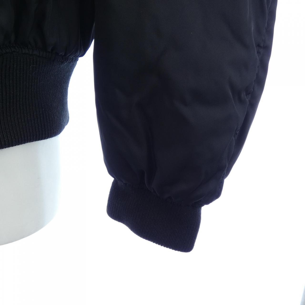 プラダ PRADA トライアングルロゴ SGB9043 S222 1WQ8 ブルゾン